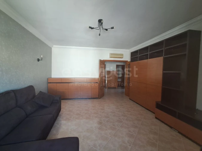 Apartamento T2 para Venda em São João Baptista e Santa Maria dos Olivais Foto 4