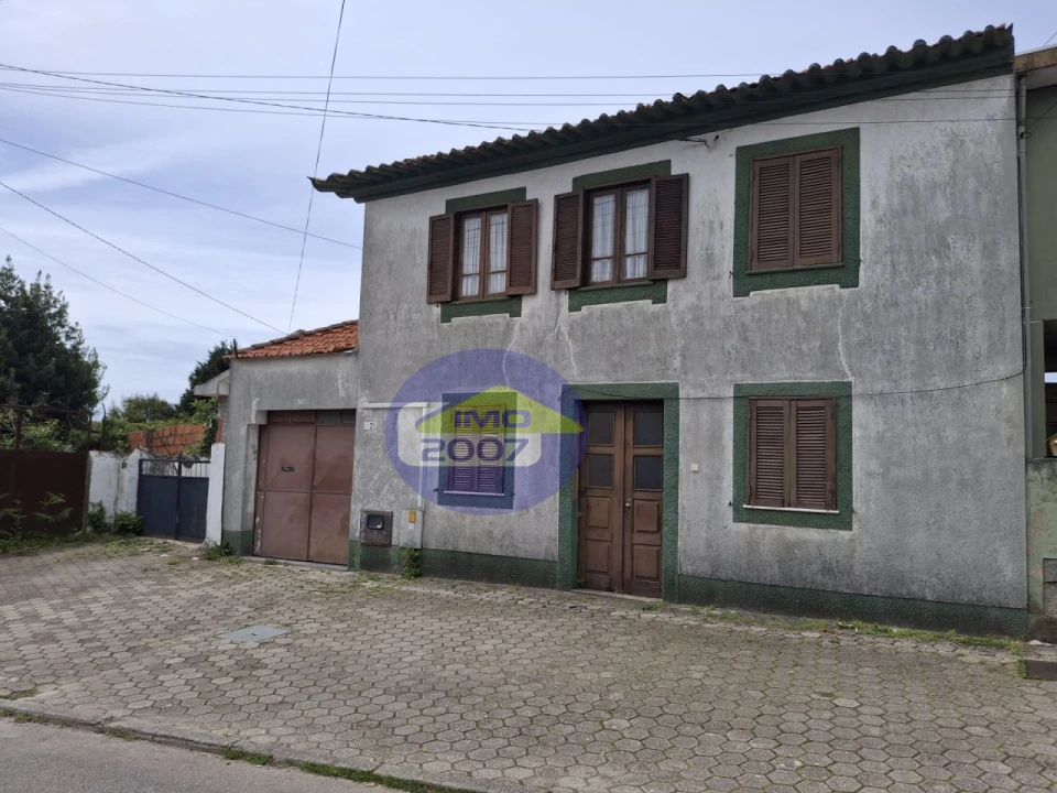 Moradia T3 para Venda em Cortegaça Foto 1