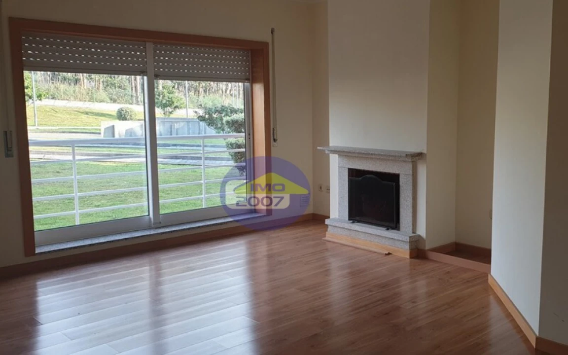 Apartamento T3 para Venda em Canelas Foto 5