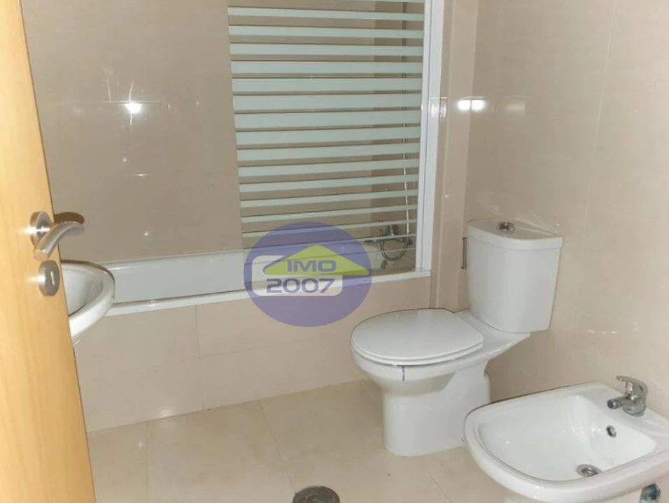 Apartamento T3 para Venda em Canelas Foto 12