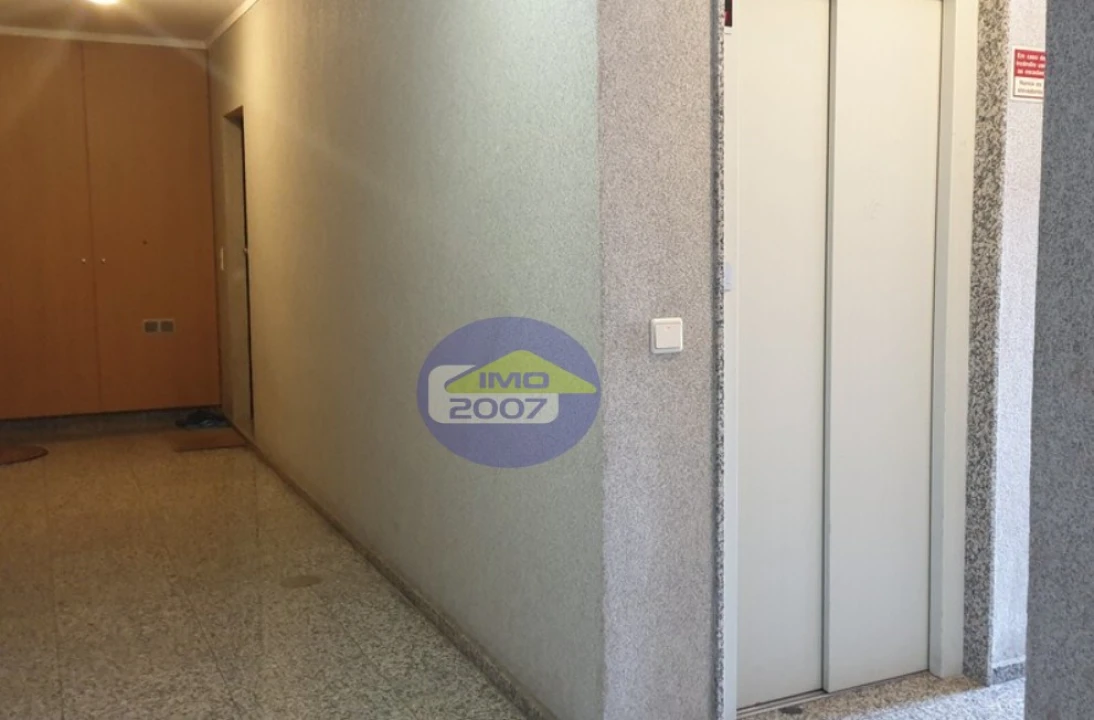 Apartamento T3 para Venda em Canelas Foto 14