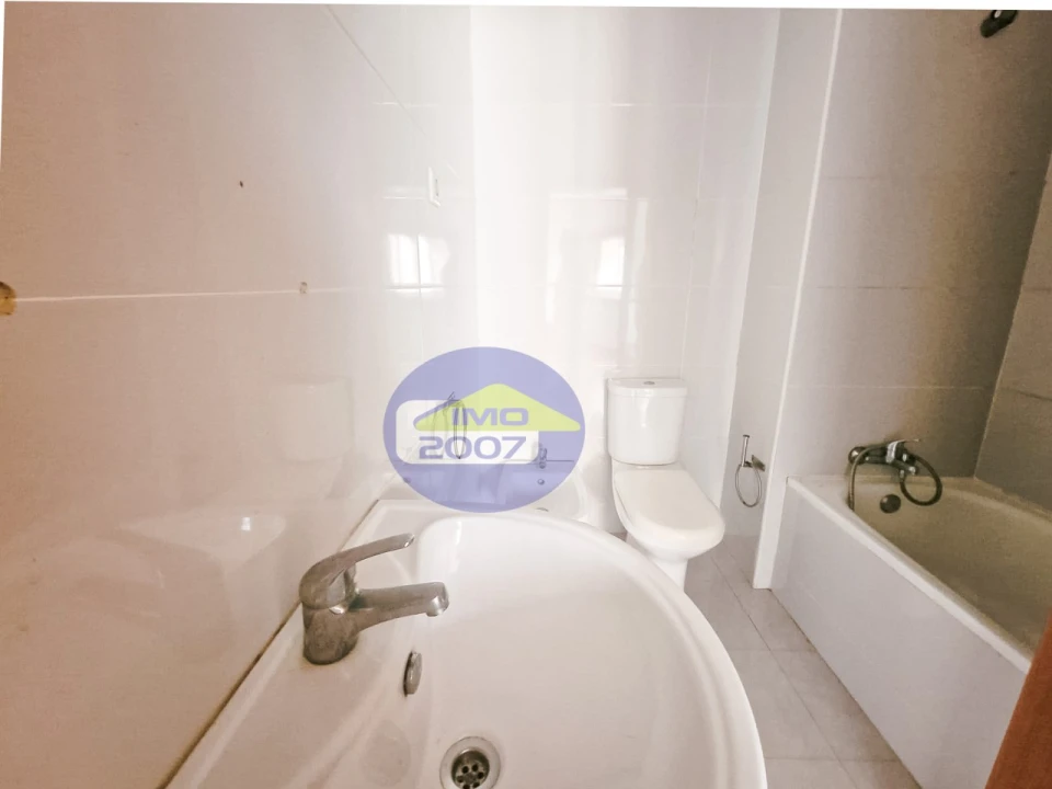 Apartamento T3 para Venda em Canelas Foto 3