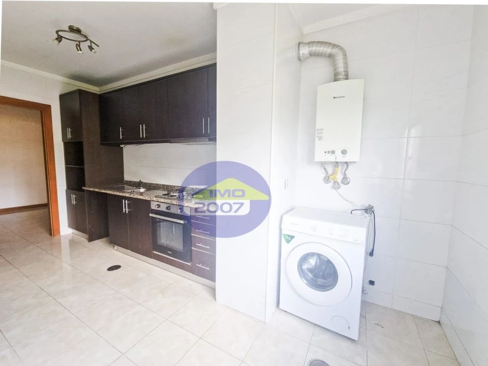 Apartamento T3 para Venda em Canelas Foto 11