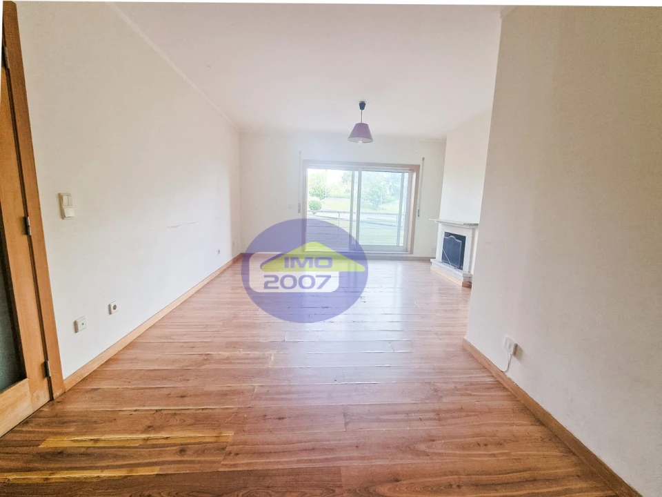 Apartamento T3 para Venda em Canelas Foto 20