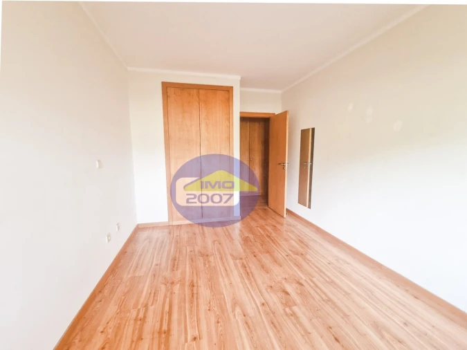 Apartamento T3 para Venda em Canelas Foto 6