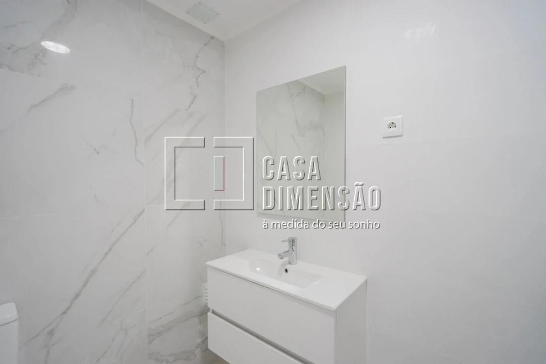 Apartamento T1 para Venda em Águas Livres Foto 9