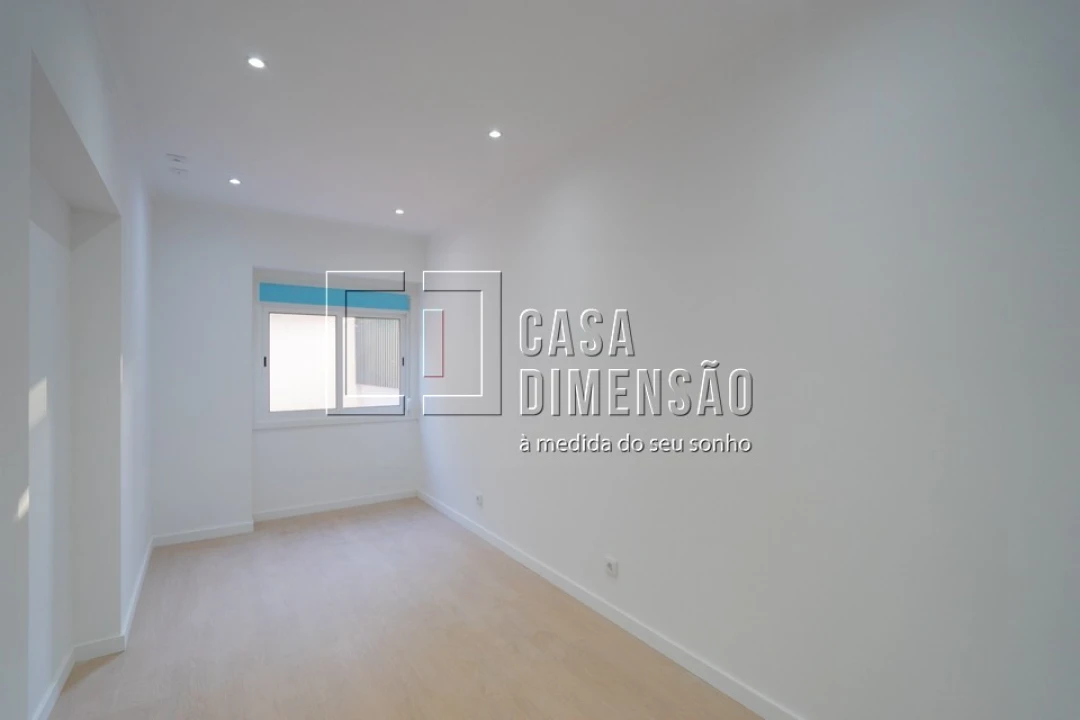 Apartamento T1 para Venda em Águas Livres Foto 11