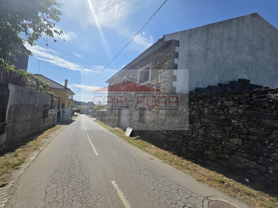 Moradia T3 para Venda em Bornes de Aguiar Foto 4