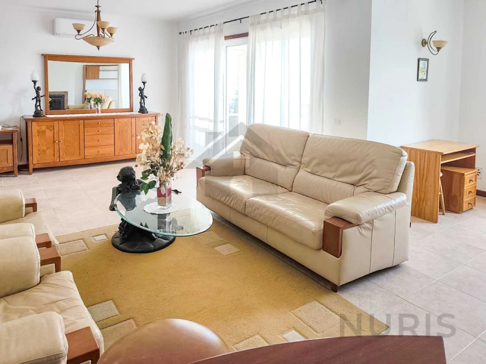 Apartamento T2 para Arrendamento em Portimão Foto 3