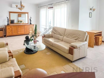 Apartamento T2 para Arrendamento em Portimão