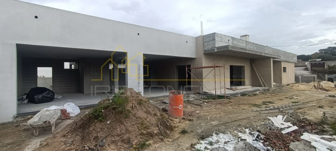 Moradia T3 para Venda em Souto da Carpalhosa e Ortigosa Foto 7