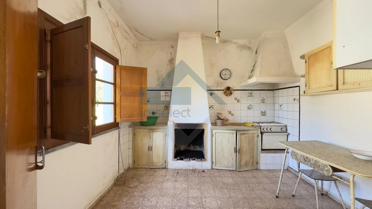 Moradia T2 para Venda em Loule (São Sebastião) Foto 17