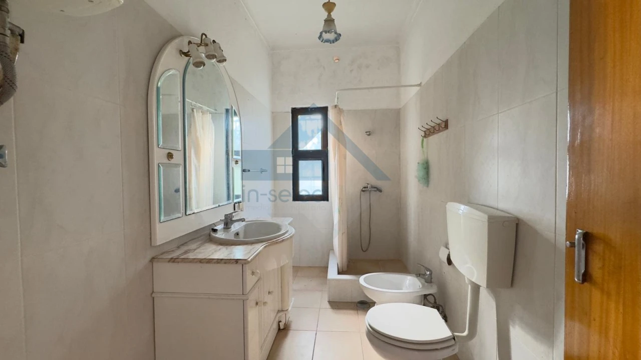 Moradia T2 para Venda em Loule (São Sebastião) Foto 19