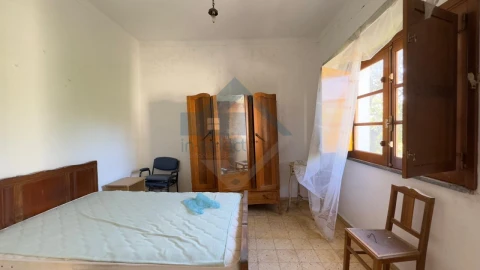 Moradia T2 para Venda em Loule (São Sebastião)