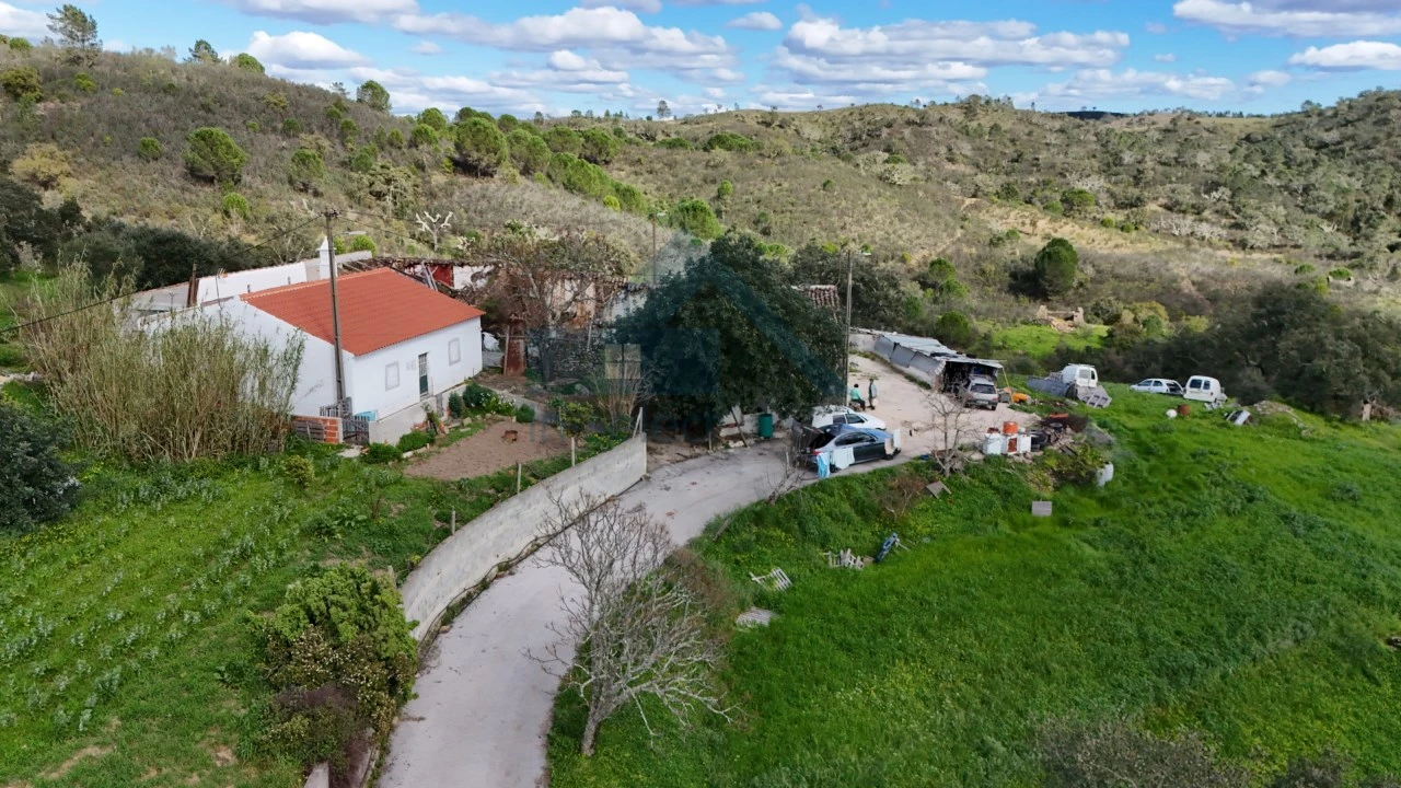 Quinta T4 para Venda em Salir Foto 2