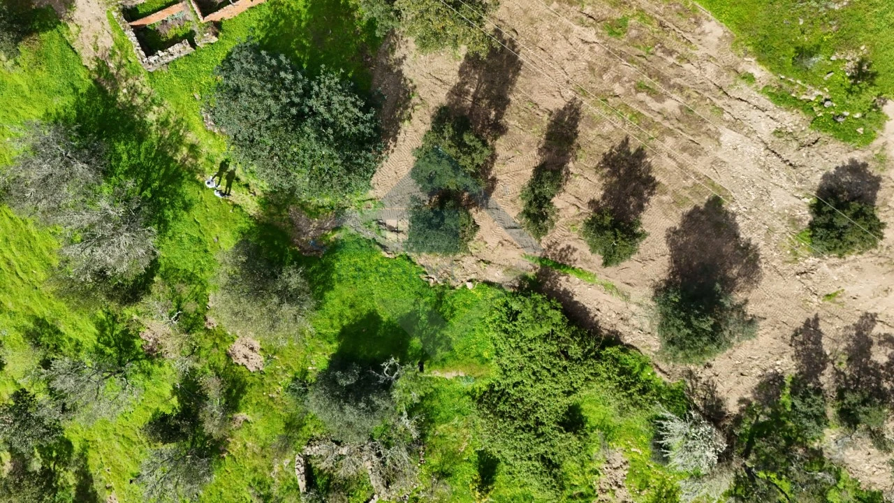 Quinta T4 para Venda em Salir Foto 7