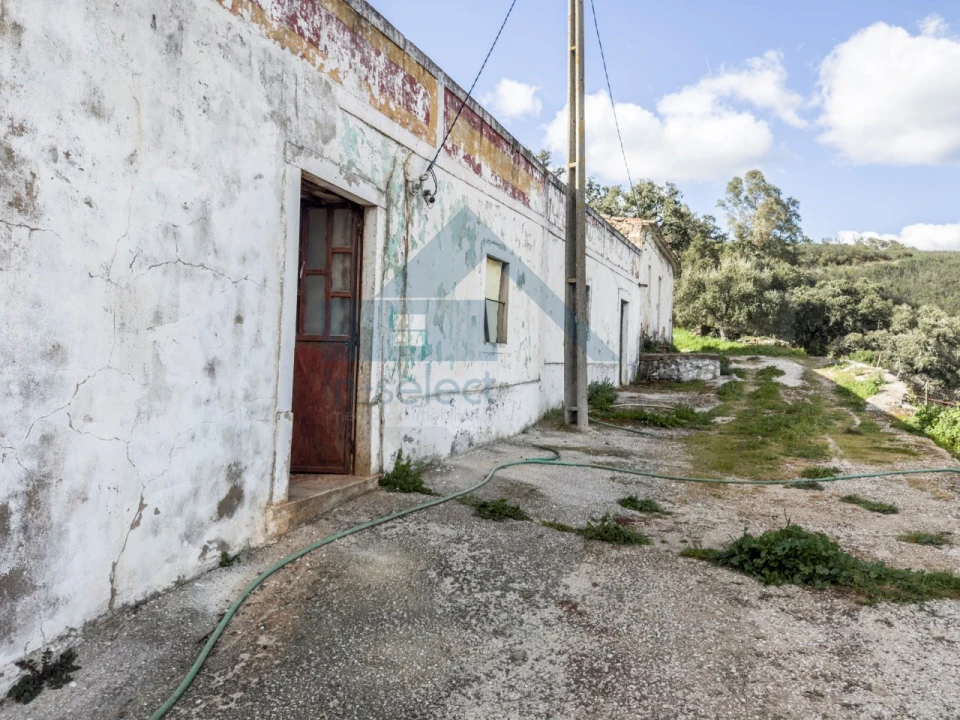 Quinta T4 para Venda em Salir Foto 26