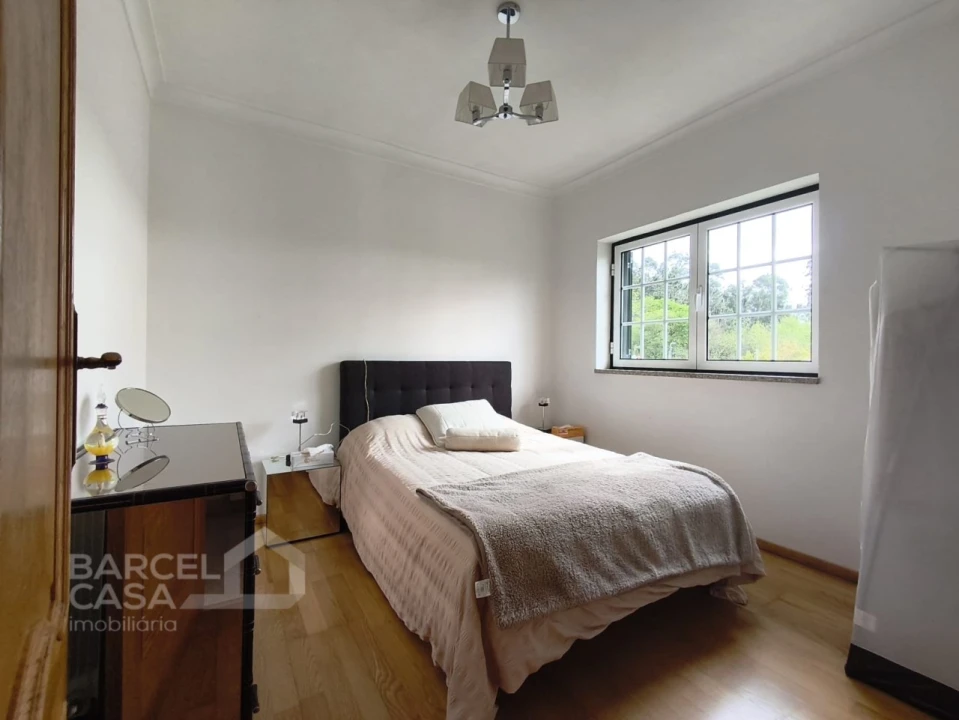 Moradia T3 para Venda em Alheira e Igreja Nova Foto 12