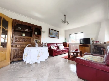 Moradia T3 para Venda em Alheira e Igreja Nova