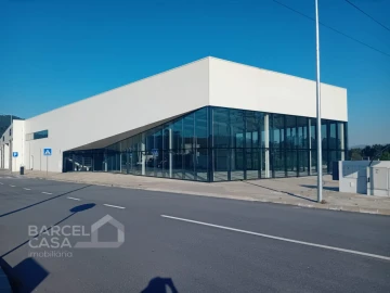 Armazém para Arrendamento em Silveiros e Rio Covo (Santa Eulália)