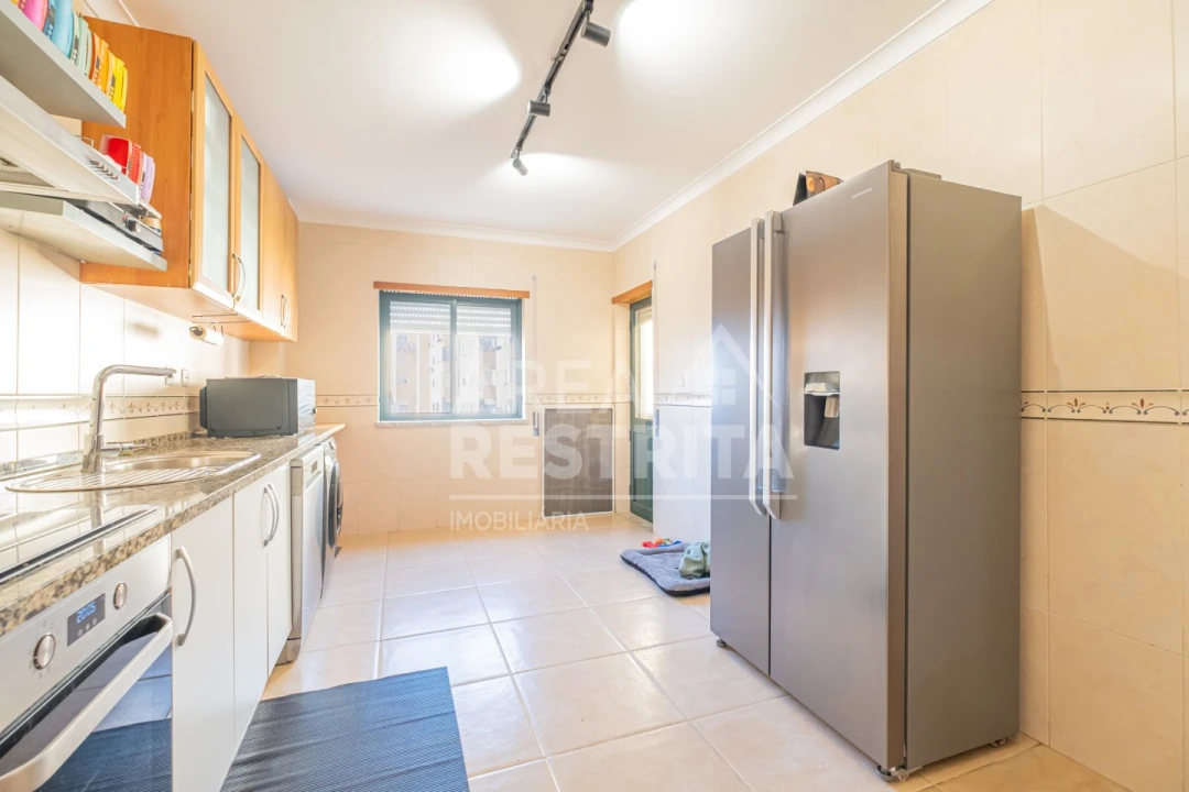 Apartamento T3 para Venda em Alhos Vedros Foto 3