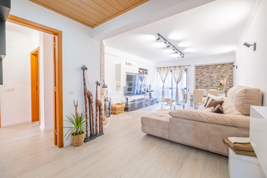 Apartamento T3 para Venda em Alhos Vedros Foto 9