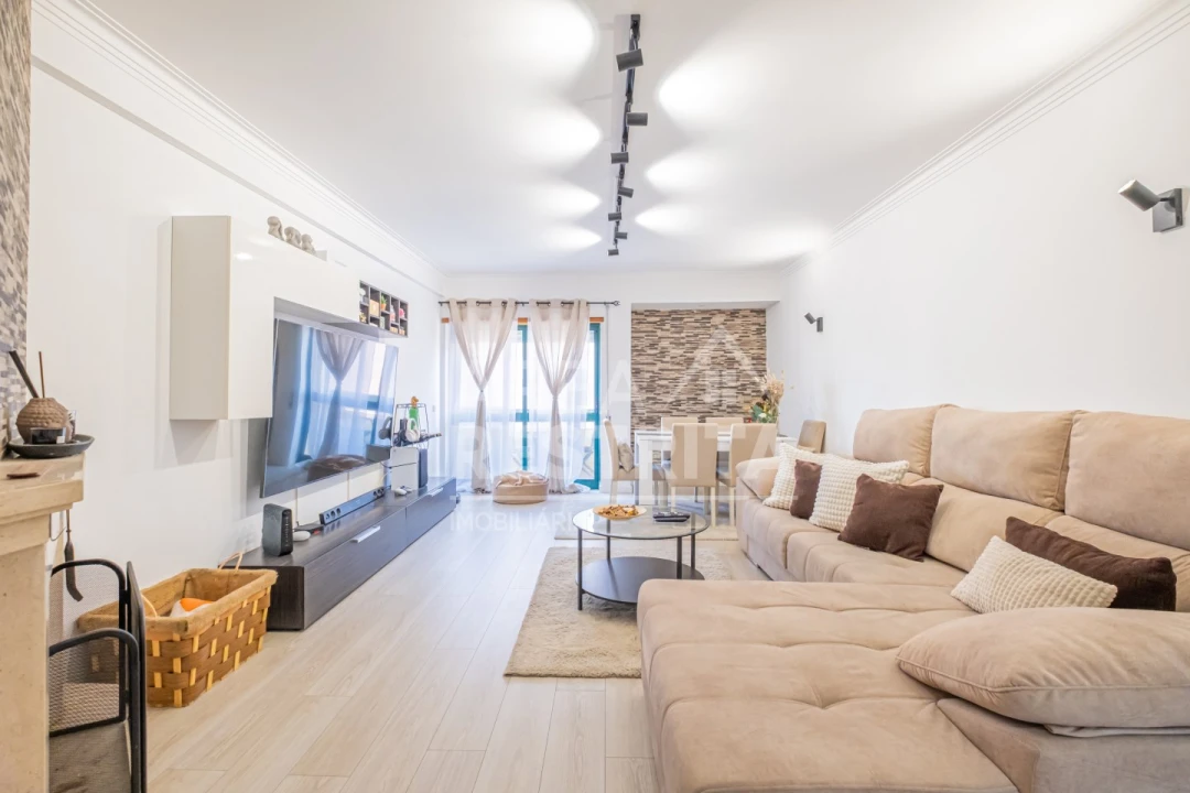 Apartamento T3 para Venda em Alhos Vedros Foto 11