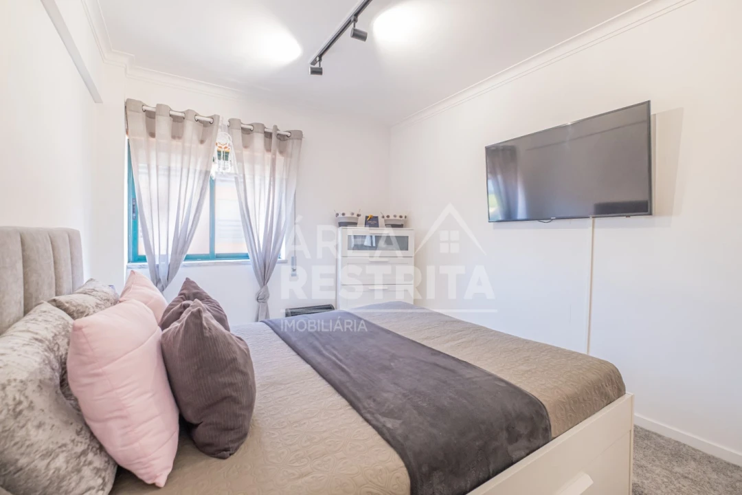 Apartamento T3 para Venda em Alhos Vedros Foto 24