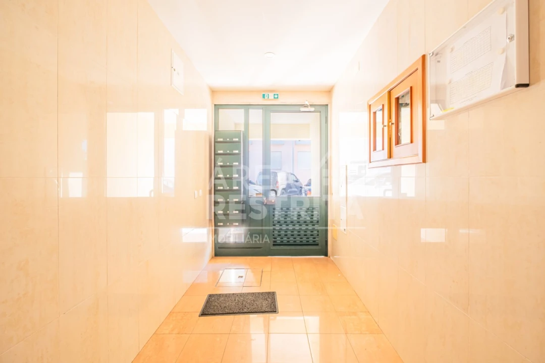 Apartamento T3 para Venda em Alhos Vedros Foto 47