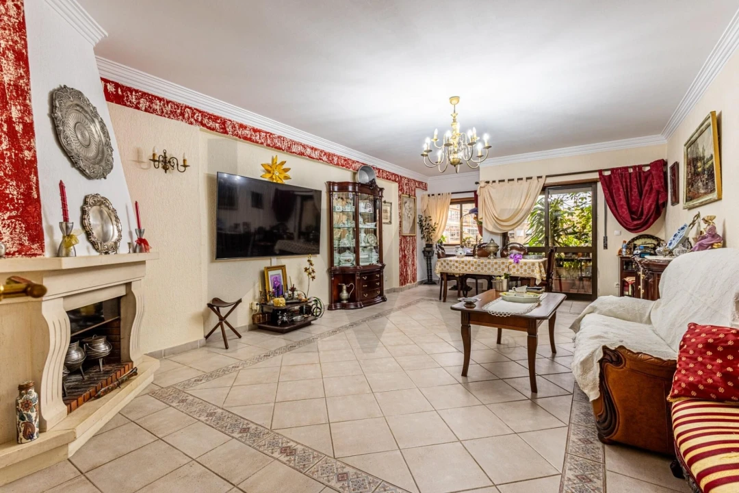 Apartamento T3 para Venda em Mina de Água Foto 1