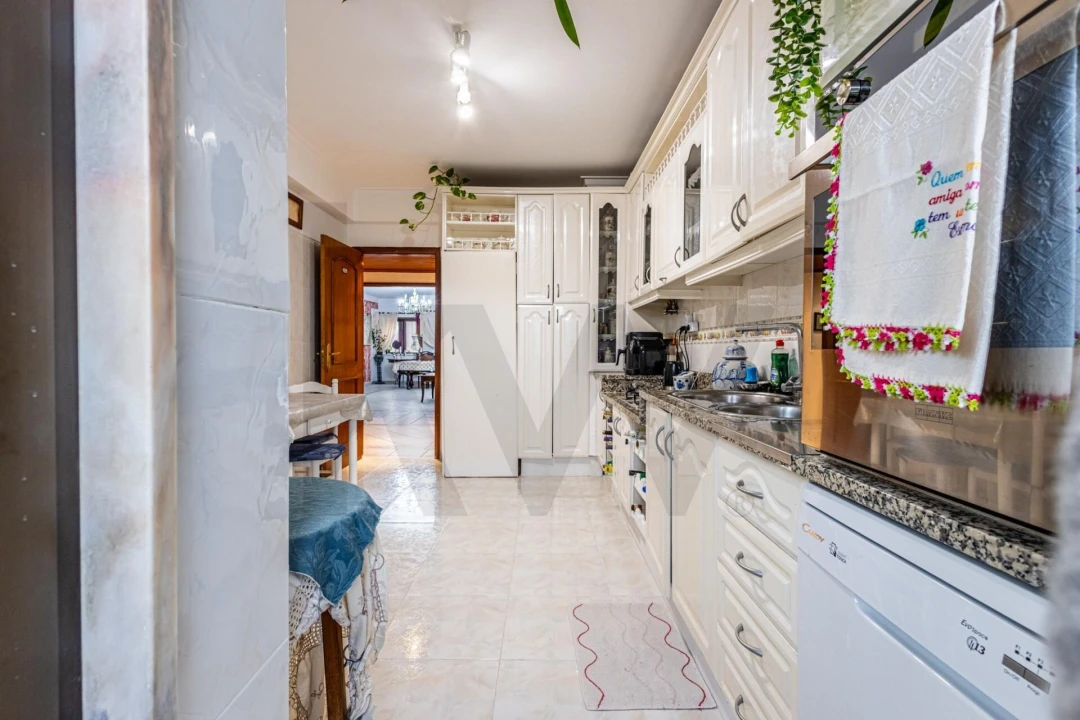 Apartamento T3 para Venda em Mina de Água Foto 6