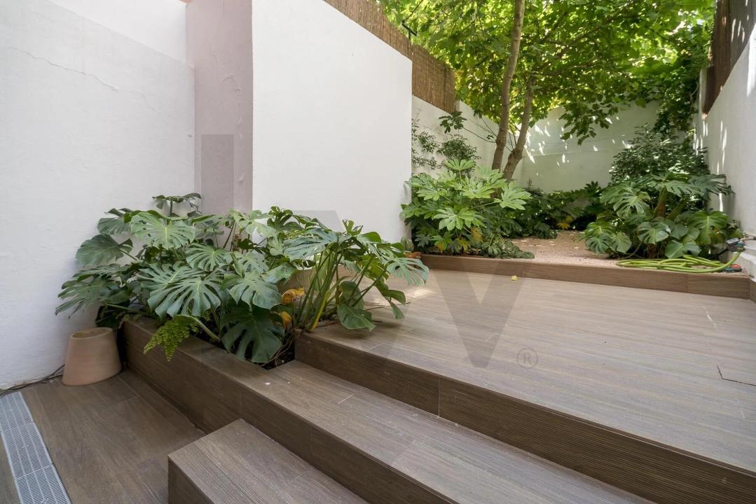 Apartamento T2 para Arrendamento em Campo de Ourique Foto 26