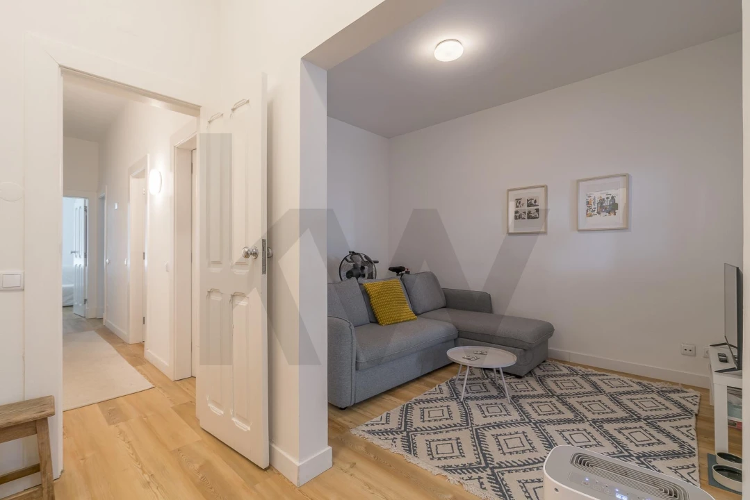 Apartamento T2 para Arrendamento em Campo de Ourique Foto 6