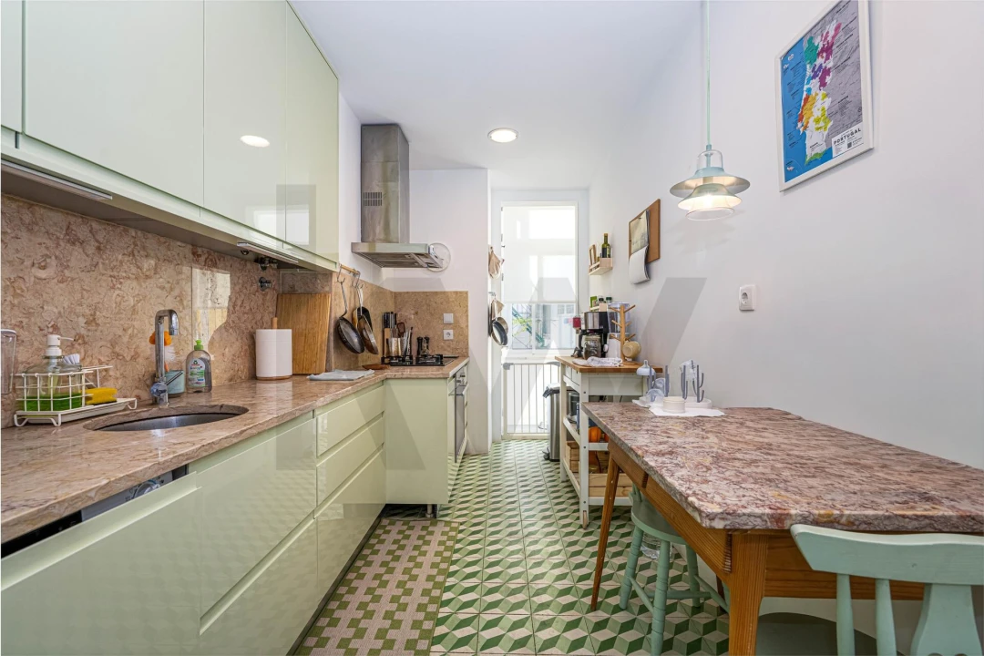 Apartamento T2 para Arrendamento em Arroios Foto 27