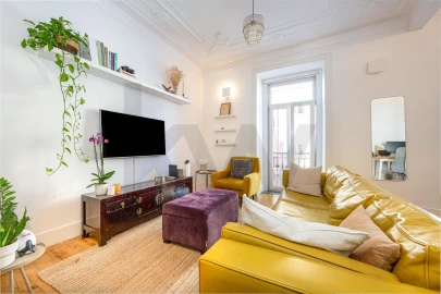 Apartamento T2 para Arrendamento em Arroios