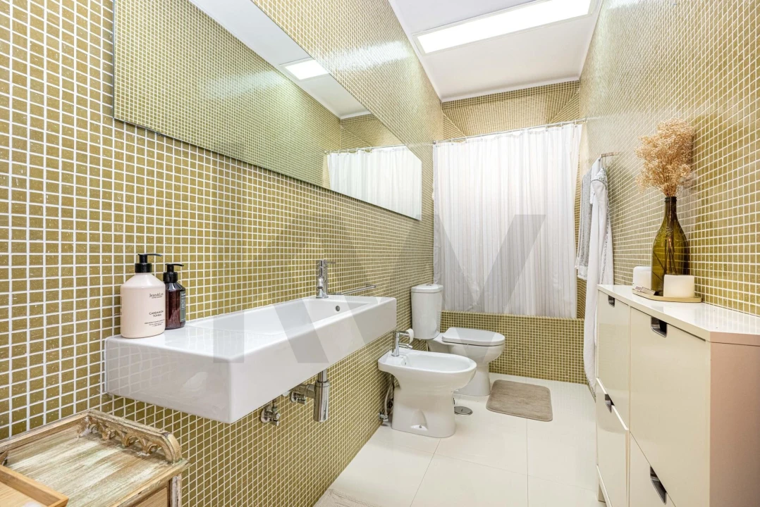 Apartamento T2 para Arrendamento em Arroios Foto 28