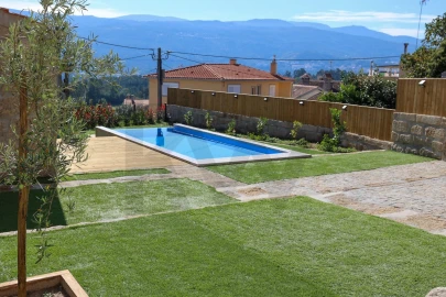 Moradia T5 para Venda em Santa Comba