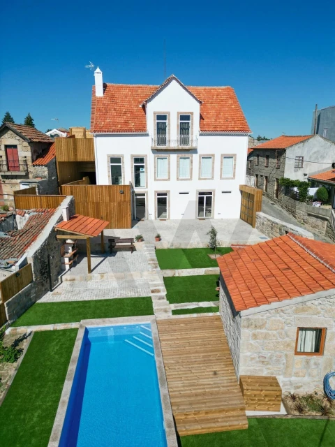 Moradia T5 para Venda em Santa Comba