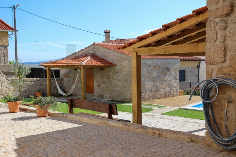 Moradia T5 para Venda em Santa Comba Foto 5