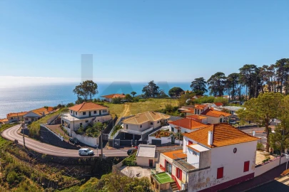 Moradia T4 para Venda em Caniço