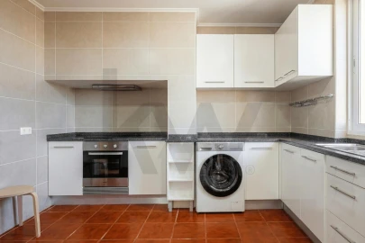 Moradia T4 para Venda em Caniço