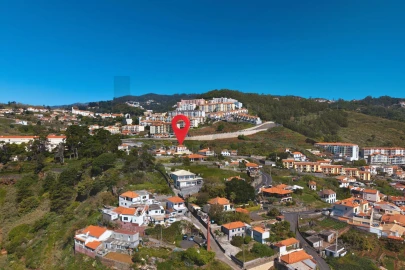 Moradia T4 para Venda em Caniço