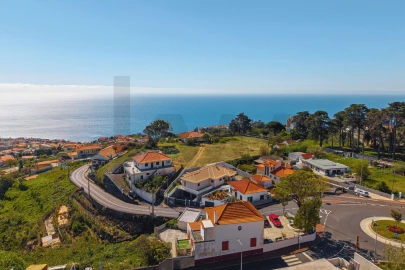 Moradia T4 para Venda em Caniço