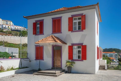 Moradia T4 para Venda em Caniço