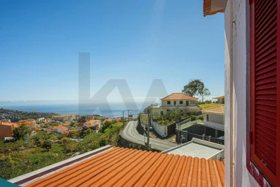 Moradia T4 para Venda em Caniço