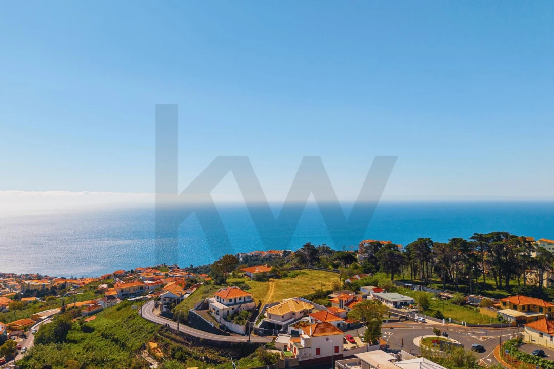 Moradia T4 para Venda em Caniço Foto 45