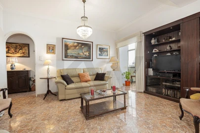 Apartamento T2 para Venda em Oeiras e São Julião da Barra, Paço de Arcos e Caxias