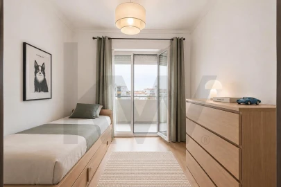 Apartamento T2 para Venda em Oeiras e São Julião da Barra, Paço de Arcos e Caxias