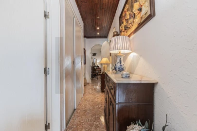 Apartamento T2 para Venda em Oeiras e São Julião da Barra, Paço de Arcos e Caxias