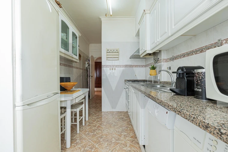 Apartamento T2 para Venda em Oeiras e São Julião da Barra, Paço de Arcos e Caxias Foto 7